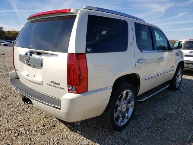 1GYS4EEJ8DR310629 - 2013 CADILLAC ESCALADE H WHITE photo 4