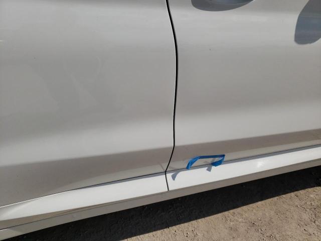 5UXTR9C52KLD96451 - 2019 BMW X3 XDRIVE3 WHITE photo 9