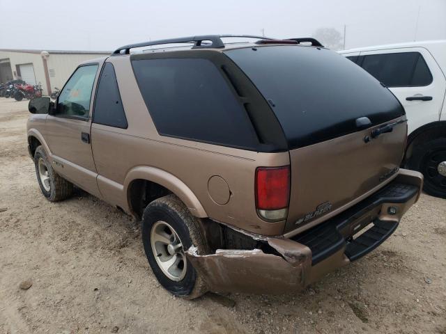 1GNCS18W22K140782 - 2002 CHEVROLET BLAZER GOLD photo 3