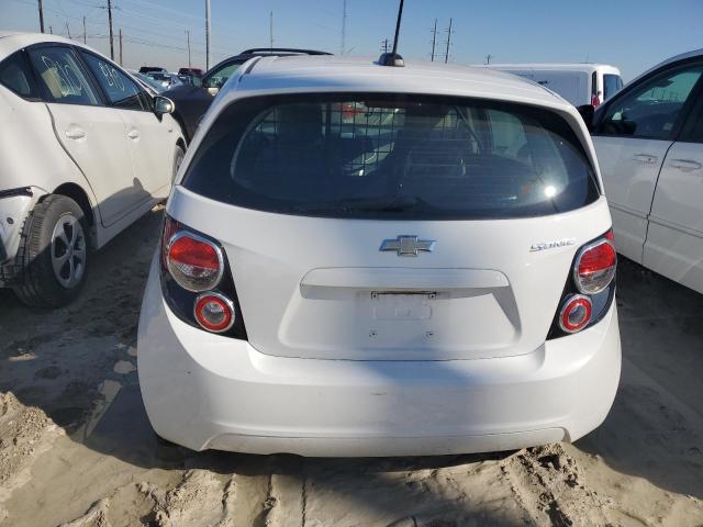 1G1JA6SH7G4155339 - 2016 CHEVROLET SONIC LS WHITE photo 6