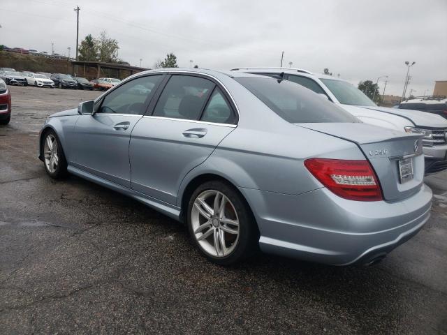 WDDGF4HB4DR****** - 2013 MERCEDES-BENZ C 250 BLUE photo 2