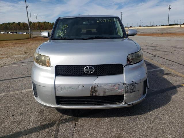 JTLKE50E891067055 - 2009 TOYOTA SCION XB SILVER photo 9