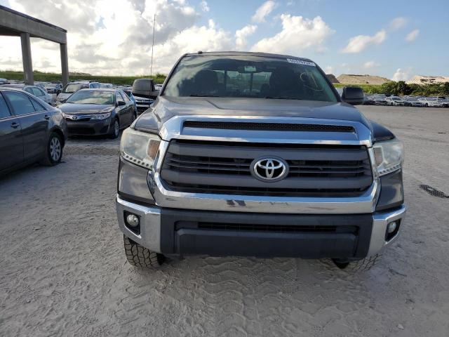 5TFRY5F10FX182845 - 2015 TOYOTA TUNDRA DOU GRAY photo 9