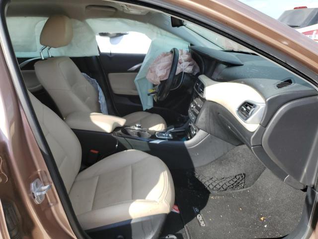 SJKCH5CP7JA059650 - 2018 INFINITI QX30 BASE TAN photo 5