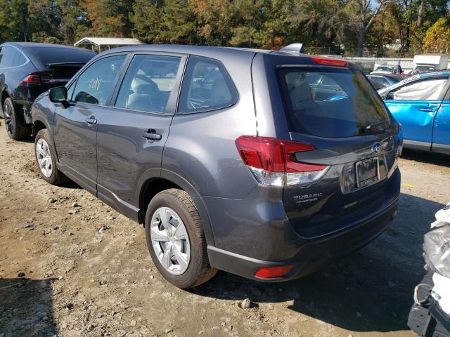 JF2SKAAC0NH405349 - 2022 SUBARU FORESTER GRAY photo 3