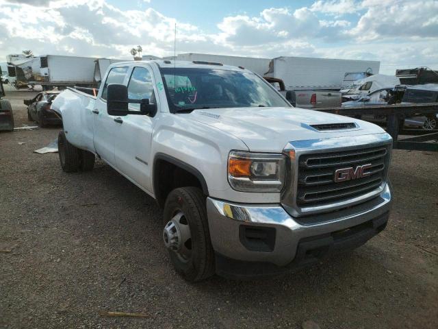 1GT41VCY6HF116647 - 2017 GMC SIERRA C35 WHITE photo 1