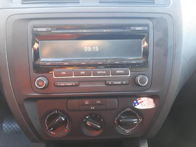 3VW2K7AJXFM227394 - 2015 VOLKSWAGEN JETTA BASE BLUE photo 9