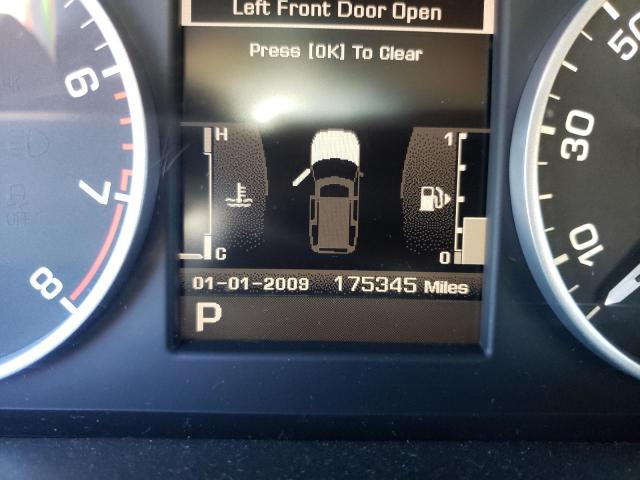 SALAK2D45BA584781 - 2011 LAND ROVER LR4 HSE LU WHITE photo 8