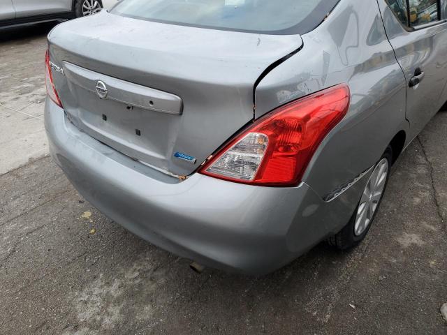 3N1CN7AP1EL847383 - 2014 NISSAN VERSA GRAY photo 9