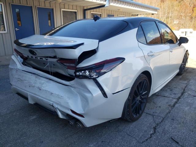 4T1K61BK4PU075861 - 2023 TOYOTA CAMRY XSE WHITE photo 4