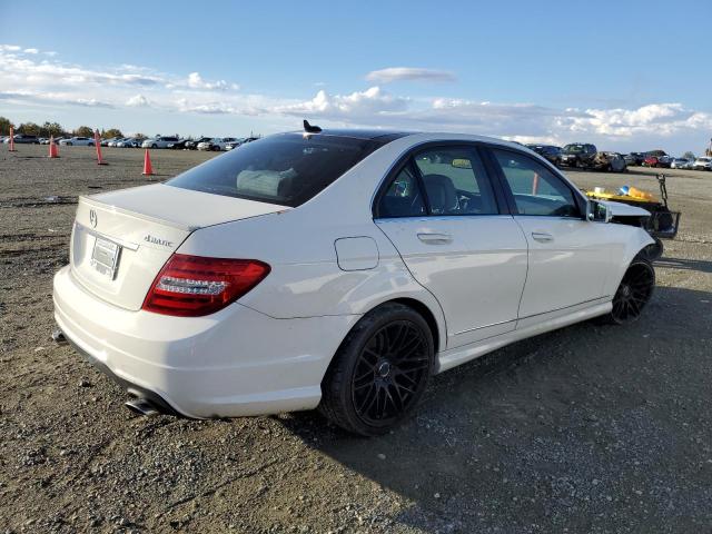 WDDGF8BB7CR192422 - 2012 MERCEDES-BENZ C 300 4MAT WHITE photo 4