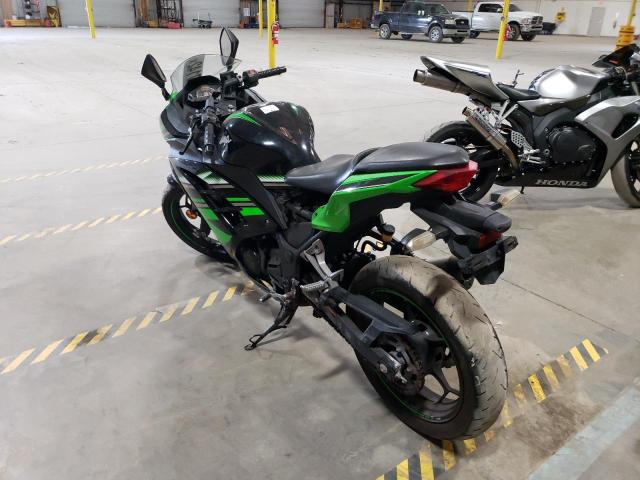 JKAEX8B1XGDA25977 - 2016 KAWASAKI EX300 B GREEN photo 3