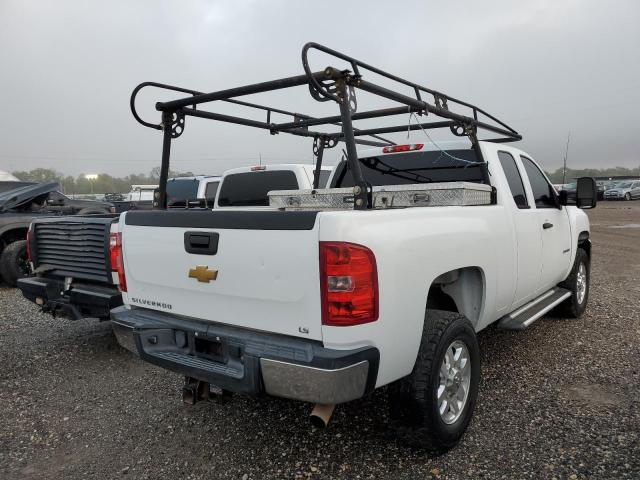 1GC2CVCG4DZ364929 - 2013 CHEVROLET SILVERADO WHITE photo 4