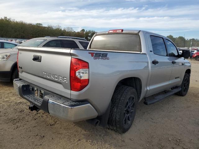 5TFDW5F18JX760750 - 2018 TOYOTA TUNDRA CRE SILVER photo 4