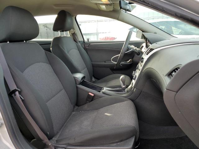 1G1ZC5EBXAF193819 - 2010 CHEVROLET MALIBU 1LT ვერცხლისფერი ფოტო 5