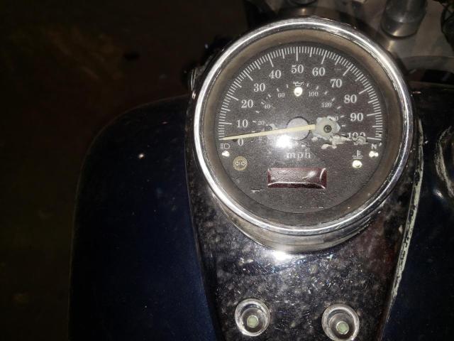 JH2RC44051K504055 - 2001 HONDA VT750 DC BLUE photo 8