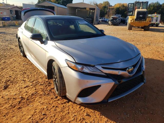 4T1BZ1HK7KU023762 - 2019 TOYOTA CAMRY XSE SILVER photo 1