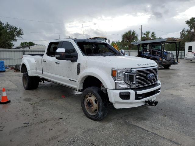 1FT8W4DT7LEE16440 - 2020 FORD F450 SUPER WHITE photo 1