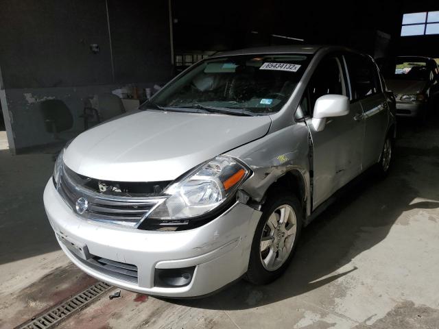 3N1BC1CPXCK292111 - 2012 NISSAN VERSA SILVER photo 2