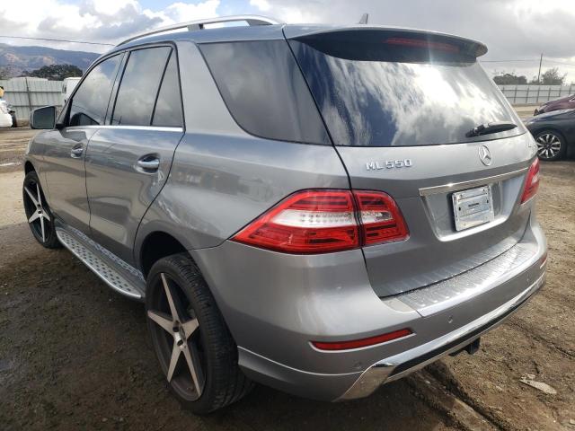 4JGDA7DB4DA148537 - 2013 MERCEDES-BENZ ML 550 4MA SILVER photo 3