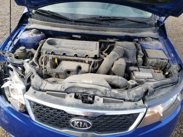 KNAFU5A21C5618881 - 2012 KIA FORTE EX BLUE photo 7