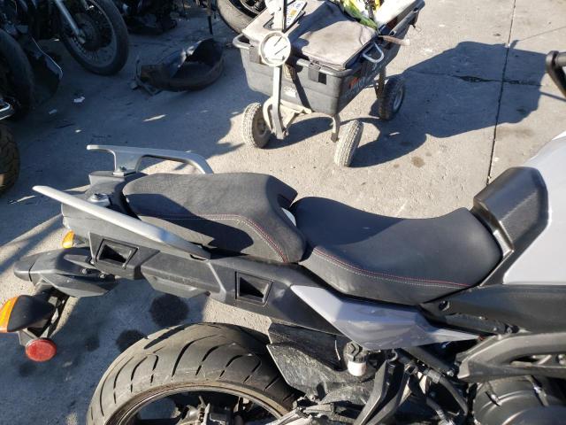 JYARN60E9KA000448 - 2019 YAMAHA MTT09 GRAY photo 6