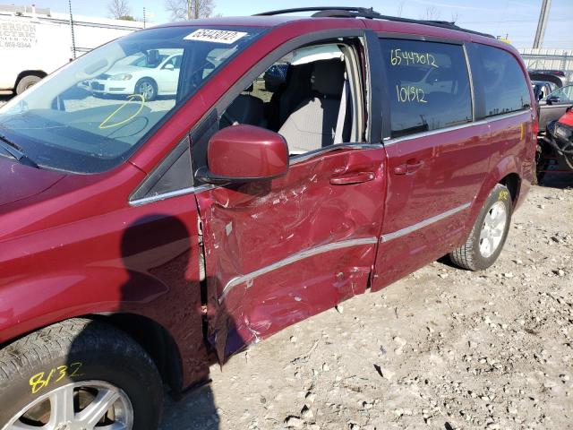 2A8HR54109R539979 - 2008 CHRYSLER TOWN & COU RED photo 9