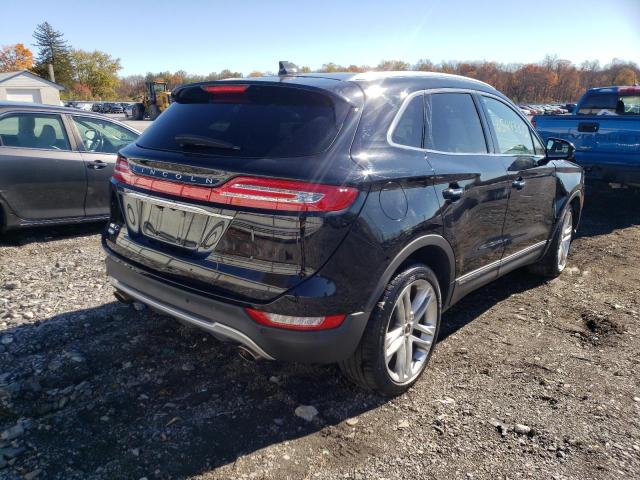 5LMCJ3D92KUL38041 - 2019 LINCOLN MKC RESERV BLACK photo 4