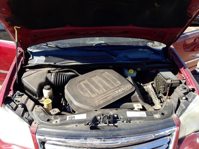 2C4RC1BG6DR578453 - 2013 CHRYSLER TOWN & COU BURGUNDY photo 7