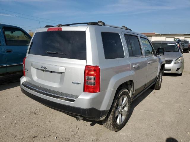 1J4NF4GB7BD169022 - 2011 JEEP PATRIOT LA SILVER photo 4