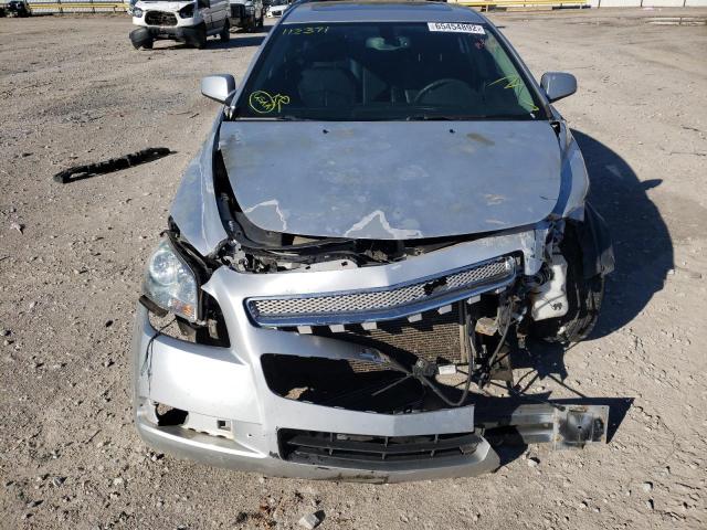 1G1ZE5E76BF112371 - 2011 CHEVROLET MALIBU LTZ ვერცხლისფერი ფოტო 9