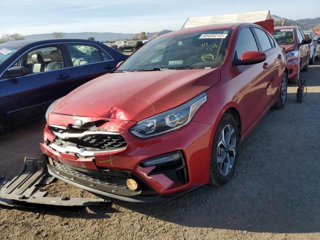 3KPF24AD4KE109617 - 2019 KIA FORTE FE RED photo 2