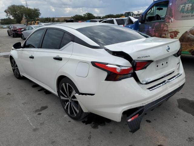 1N4AL4CV0MN363763 - 2021 NISSAN ALTIMA SR WHITE photo 3