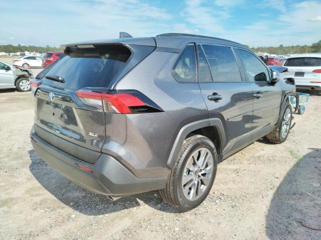 2T3C1RFV8NC197442 - 2022 TOYOTA RAV4 XLE P CHARCOAL photo 4