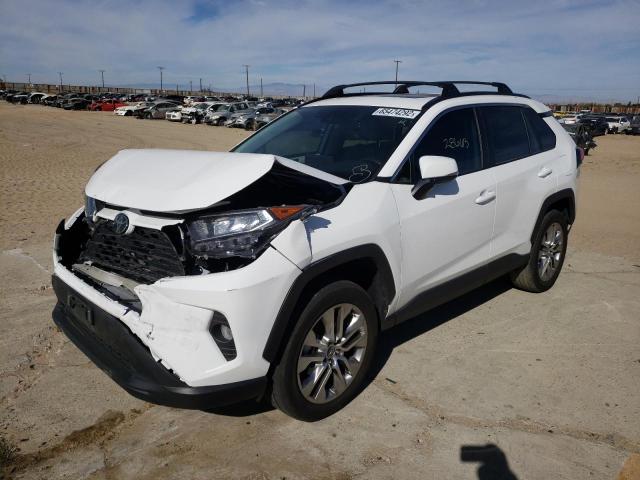 2T3C1RFV9LW073529 - 2020 TOYOTA RAV4 XLE P WHITE photo 2