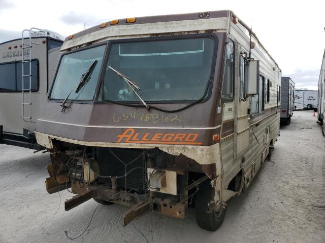 1GBJP37W1E3320935 - 1984 CHEVROLET P30 BEIGE photo 2