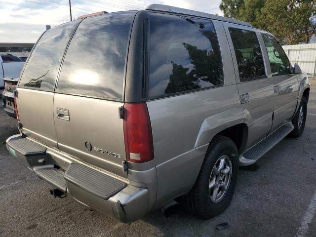 1GYEK13R6YR162605 - 2000 CADILLAC ESCALADE BEIGE photo 4