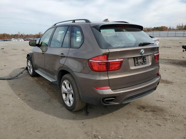 5UXZV8C50BL420596 - 2011 BMW X5 XDRIVE5 BROWN photo 3