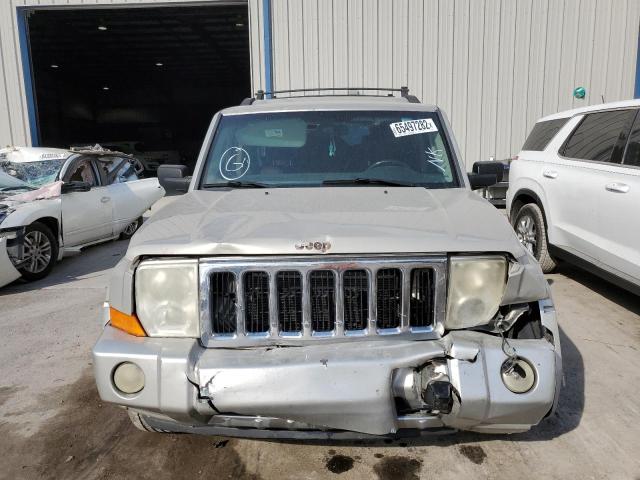 1J8HH58207C518769 - 2007 JEEP COMMANDER 银色 照片 9