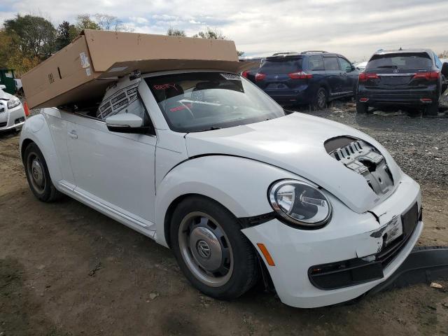 3VW517AT0GM822595 - 2016 VOLKSWAGEN BEETLE S/S WHITE photo 1