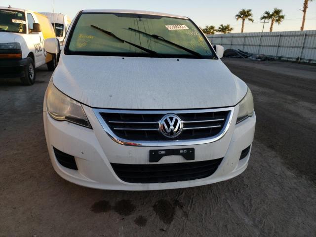 2V8HW54X49R546183 - 2009 VOLKSWAGEN ROUTAN SEL WHITE photo 9