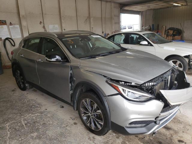 SJKCH5CR8HA025759 - 2017 INFINITI QX30 BASE SILVER photo 1