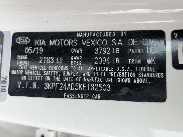 3KPF24AD5KE132503 - 2019 KIA FORTE FE WHITE photo 10