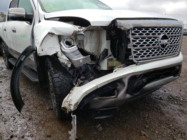 1N6AA1E59KN515822 - 2019 NISSAN TITAN SV WHITE photo 9