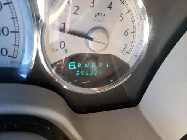 1A8HW58228F147037 - 2008 CHRYSLER ASPEN LIMI WHITE photo 8