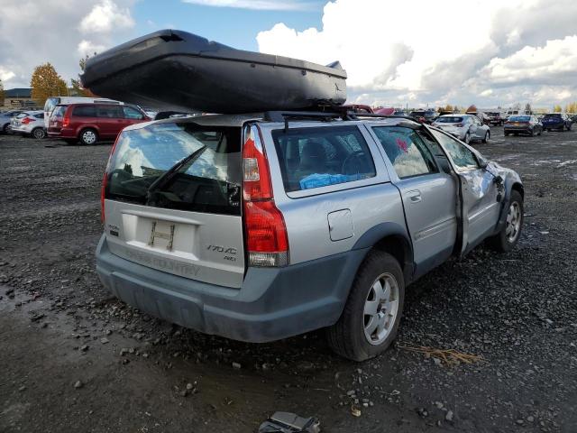 YV1SZ58D021077445 - 2002 VOLVO V70 XC SILVER photo 4