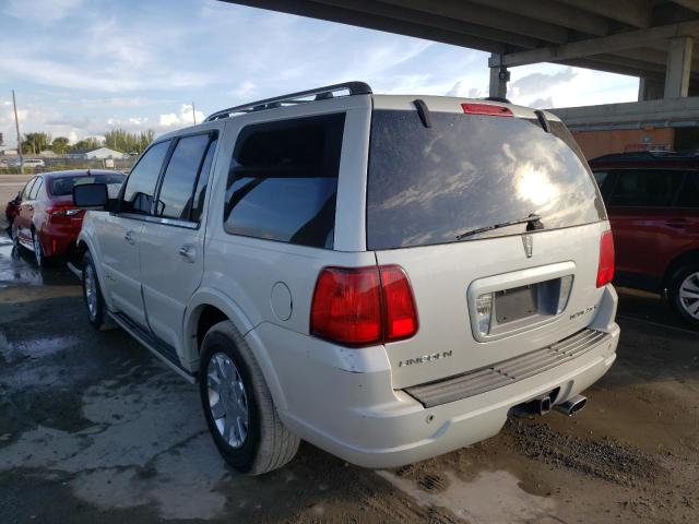 5LMFU27R64LJ38492 - 2004 LINCOLN NAVIGATOR 白色 照片 3
