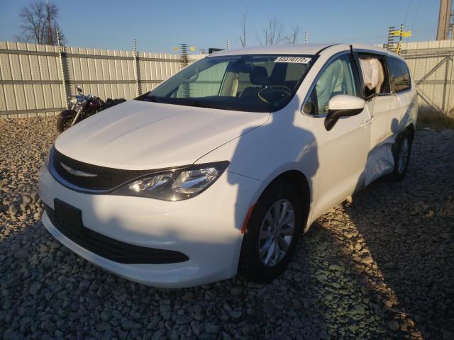 2C4RC1DG7HR520869 - 2017 CHRYSLER PACIFICA T WHITE photo 2