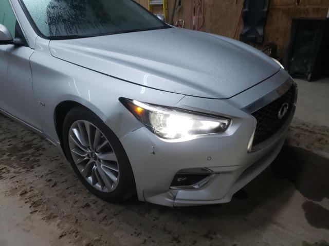 JN1EV7AR7JM611993 - 2018 INFINITI Q50 LUXE SILVER photo 9