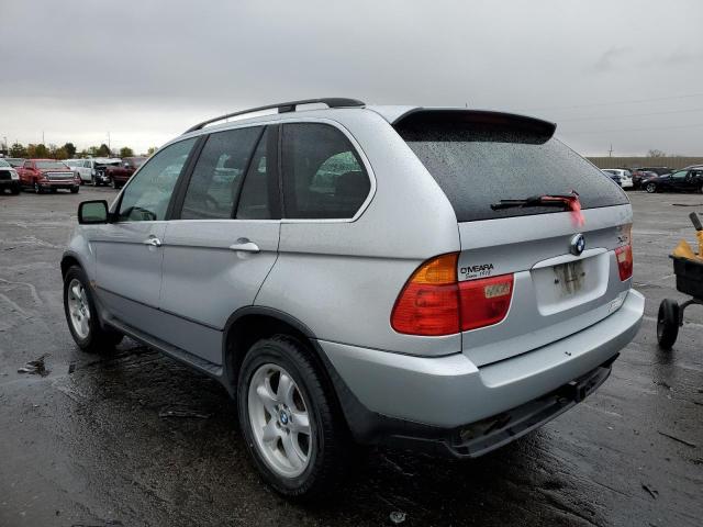 5UXFB33592LH38685 - 2002 BMW X5 4.4I SILVER photo 3